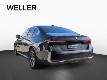 BMW 520i Aut.Lim.Adapt.LED LiCoProf H K PA  DA Memo