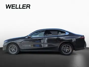 BMW 520i Aut.Lim.Adapt.LED LiCoProf H K PA  DA Memo