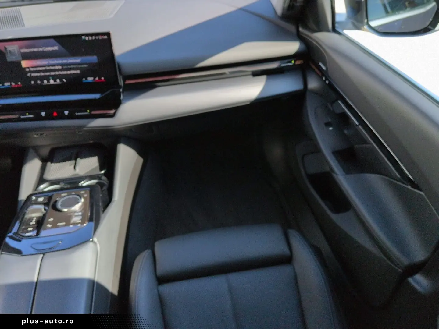 BMW 520i Aut.Lim.Adapt.LED LiCoProf H K PA  DA Memo