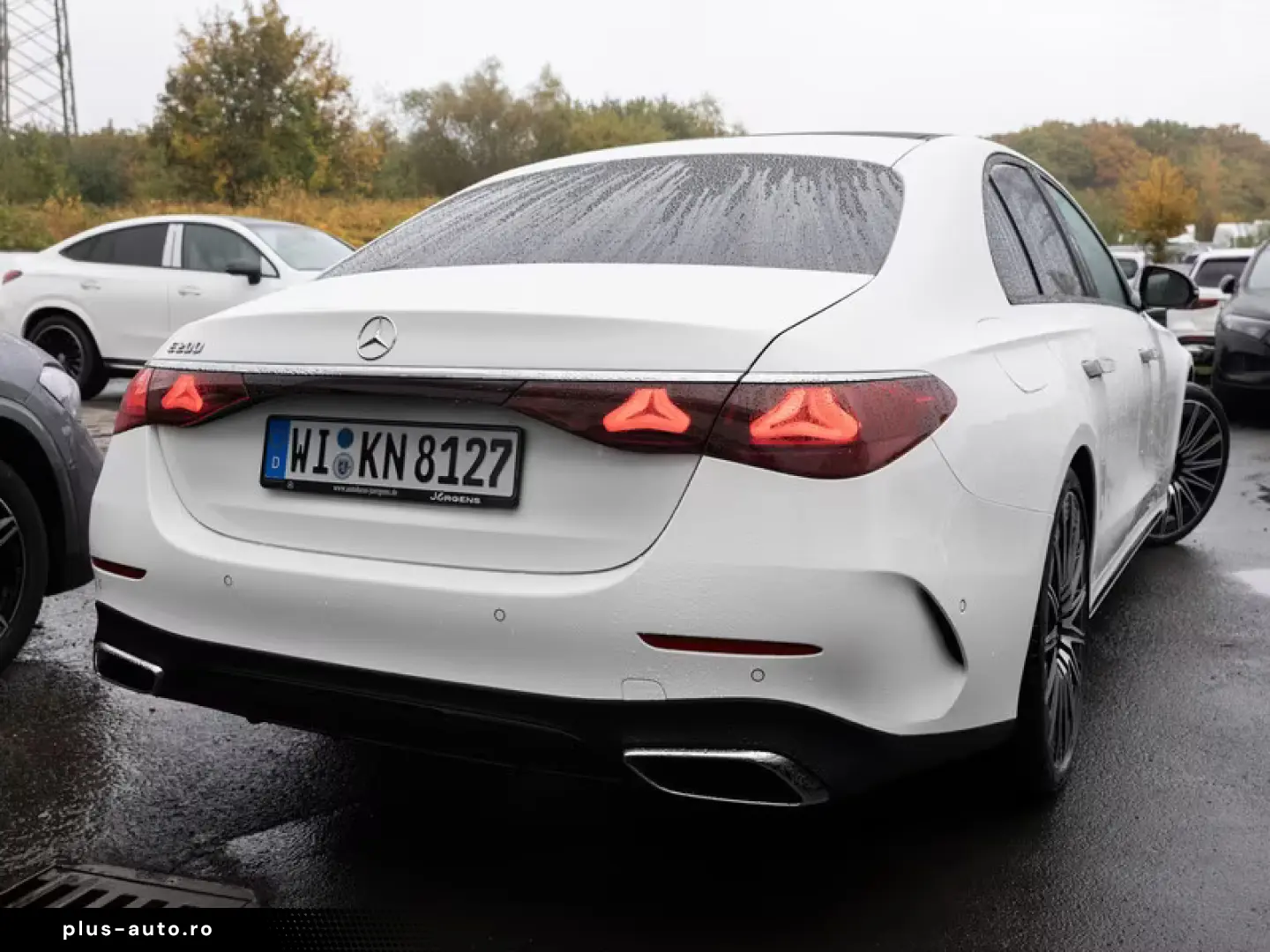 Mercedes-Benz E 200 AMG-Sport Super Pano Burm