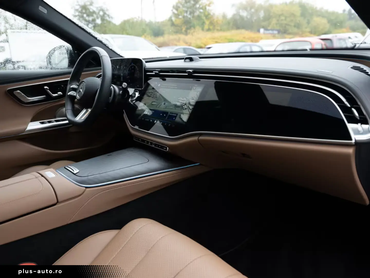 Mercedes-Benz E 200 AMG-Sport Super Pano Burm