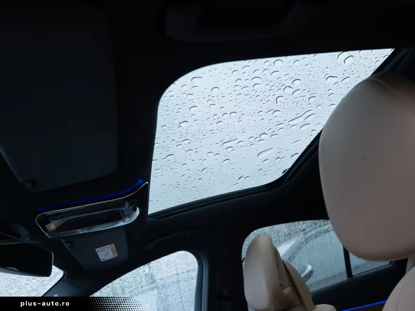 Mercedes-Benz E 200 4M AMG Superscreen Pano