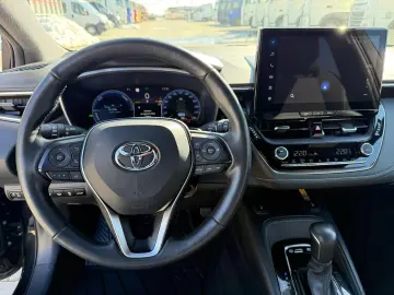 Toyota Corolla Touring Sports 2.0Hybrid–FACELIFT