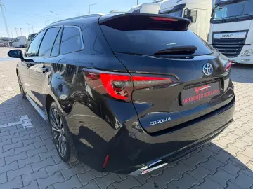Toyota Corolla Touring Sports 2.0Hybrid–FACELIFT