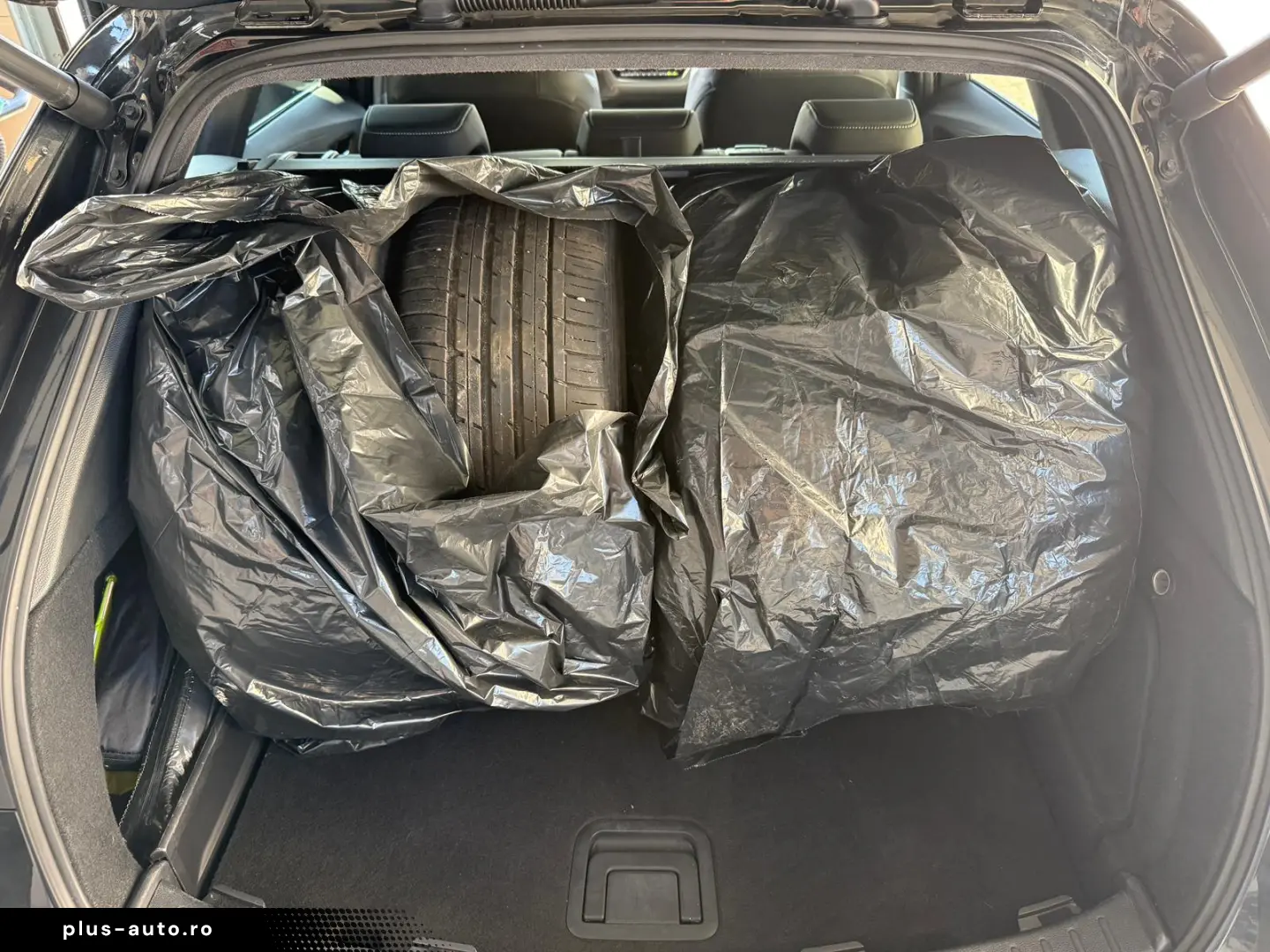 Toyota Corolla Touring Sports 2.0Hybrid–FACELIFT