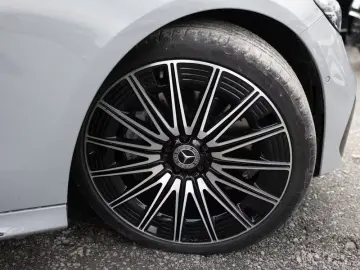 Mercedes-Benz E 200 AMG-Sport Pano Burm Superscreen