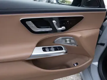 Mercedes-Benz E 200 AMG-Sport Pano Burm Superscreen