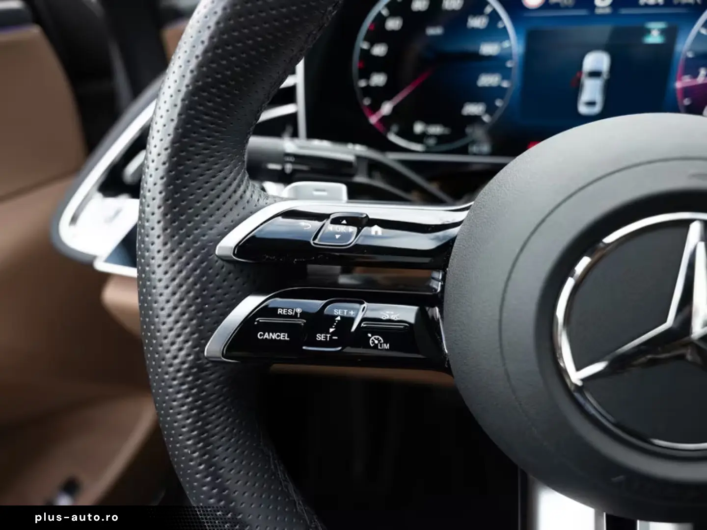 Mercedes-Benz E 200 AMG-Sport Pano Burm Superscreen