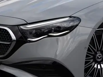 Mercedes-Benz E 200 AMG-Sport Pano Burm Superscreen