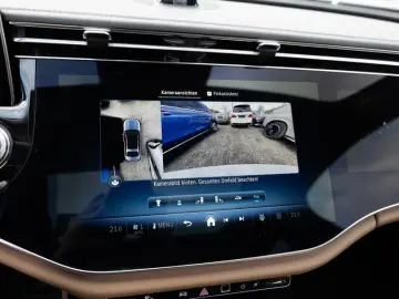 Mercedes-Benz E 200 AMG-Sport Pano Burm Superscreen