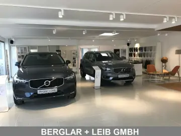 VOLVO XC40 B3 Benzin 2WD Plus Dark DKG Leder AHK Pixel