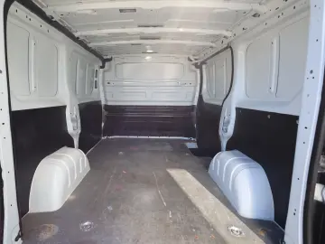 Renault Trafic L1H1 2.0D 130CP