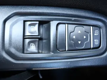 Renault Trafic L1H1 2.0D 130CP