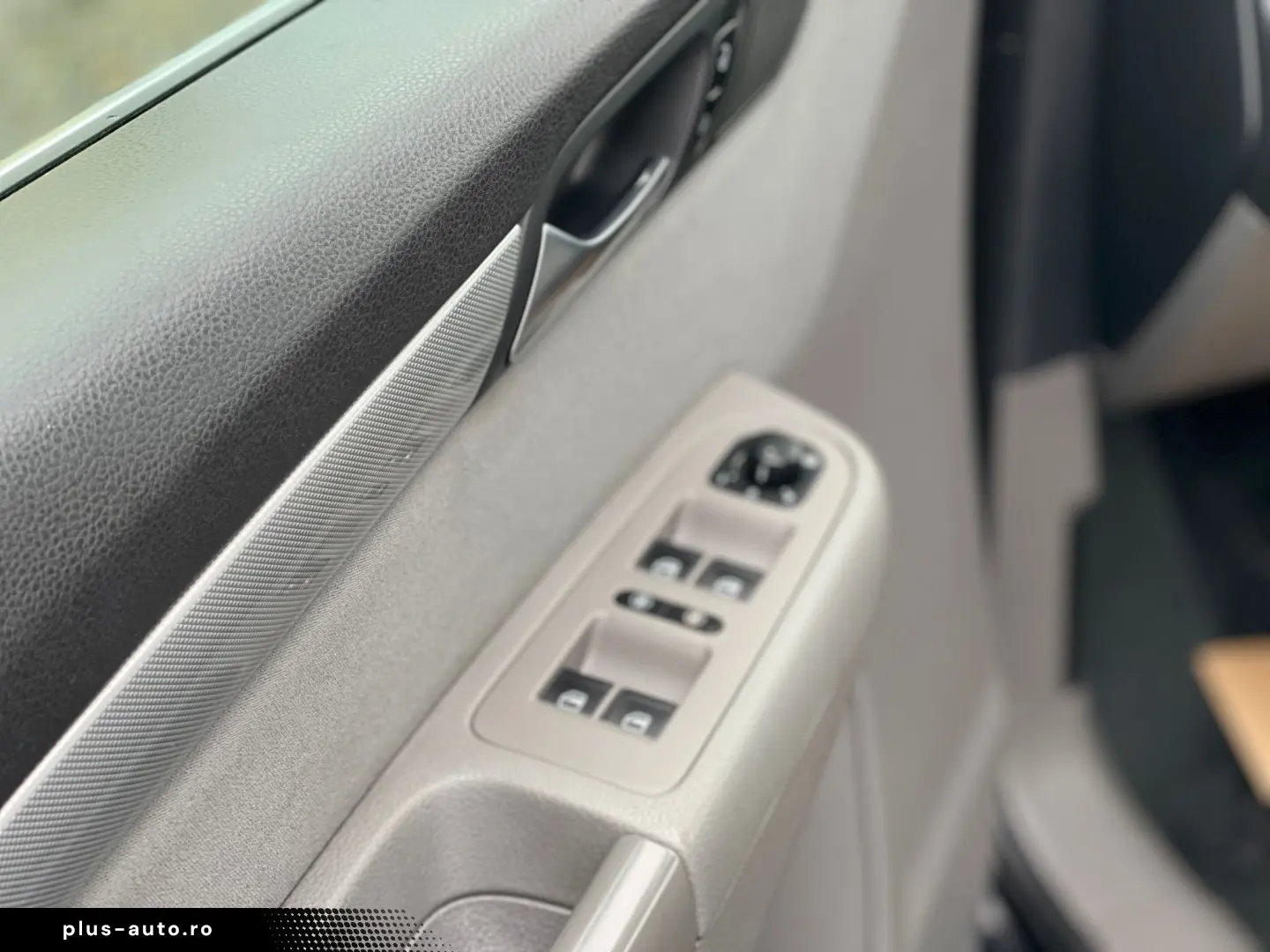 Volkswagen Sharan 7 Locuri  2011