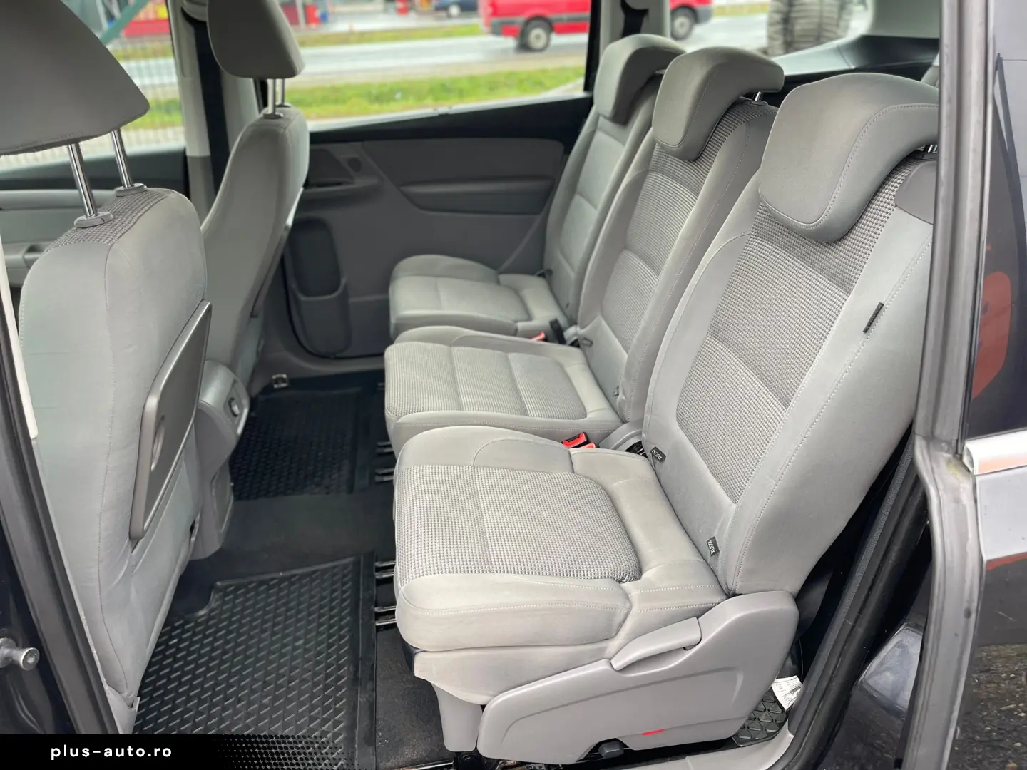 Volkswagen Sharan 7 Locuri  2011