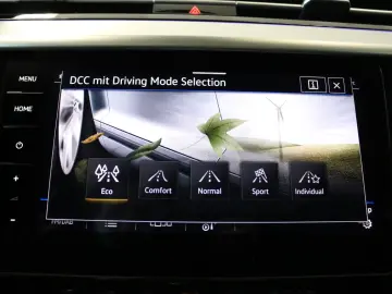 Volkswagen Arteon R-Line 4M DCC HUD Matrix Pano 360  Memory