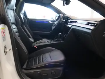 Volkswagen Arteon R-Line 4M DCC HUD Matrix Pano 360  Memory