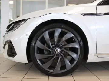 Volkswagen Arteon R-Line 4M DCC HUD Matrix Pano 360  Memory