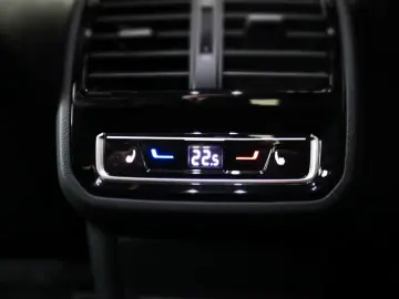 Volkswagen Arteon R-Line 4M DCC HUD Matrix Pano 360  Memory