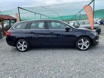 Peugeot 308  2017