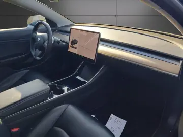 Tesla Model 3 Long Range Dual Motor