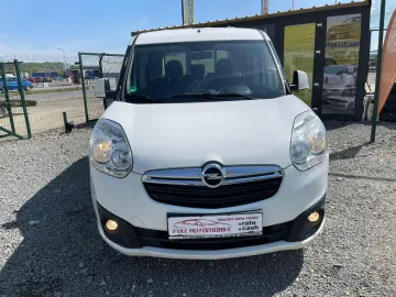 Opel Combo  2015