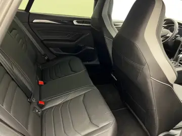 Volkswagen Arteon GTE 1.4 TSI DSG Hybrid RLine