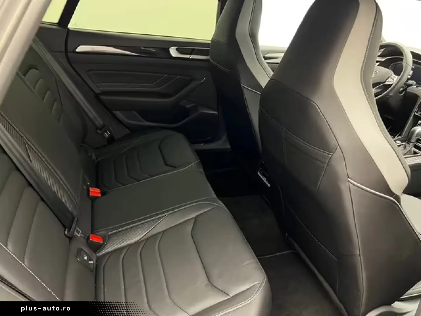 Volkswagen Arteon GTE 1.4 TSI DSG Hybrid RLine