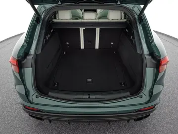 Maserati Grecale Trofeo VERDE ROYALE