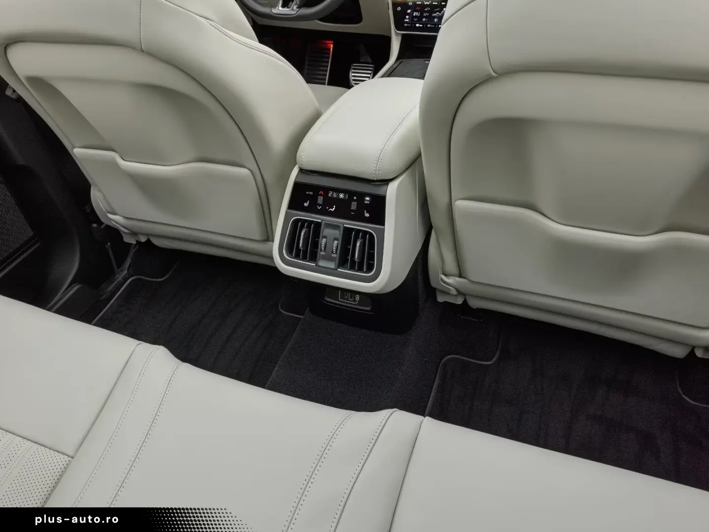 Maserati Grecale Trofeo VERDE ROYALE