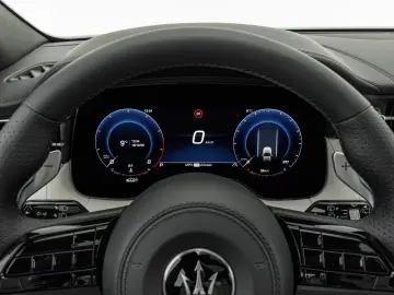 Maserati Grecale Trofeo VERDE ROYALE