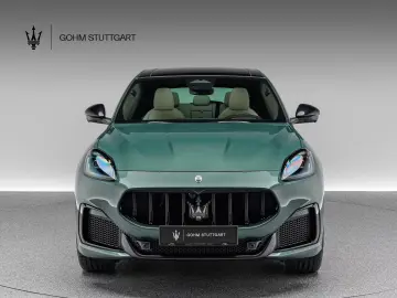 Maserati Grecale Trofeo VERDE ROYALE