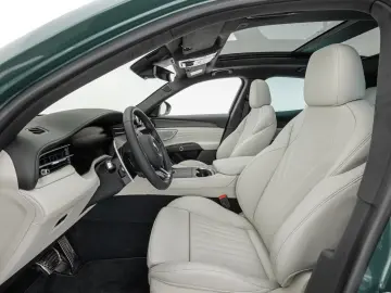 Maserati Grecale Trofeo VERDE ROYALE