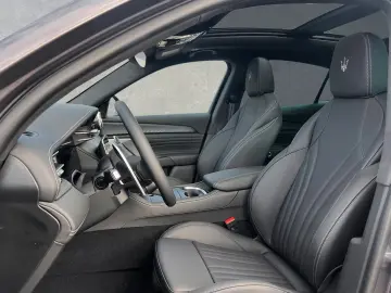 Maserati Grecale Mild-Hybrid AWD MJ 25 ACC LED SD