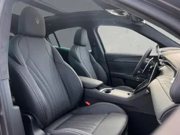 Maserati Grecale Mild-Hybrid AWD MJ 25 ACC LED SD