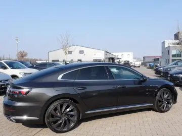 Volkswagen Arteon 2 0 TDI 4M DSG Harman Kardon 2x R-Line