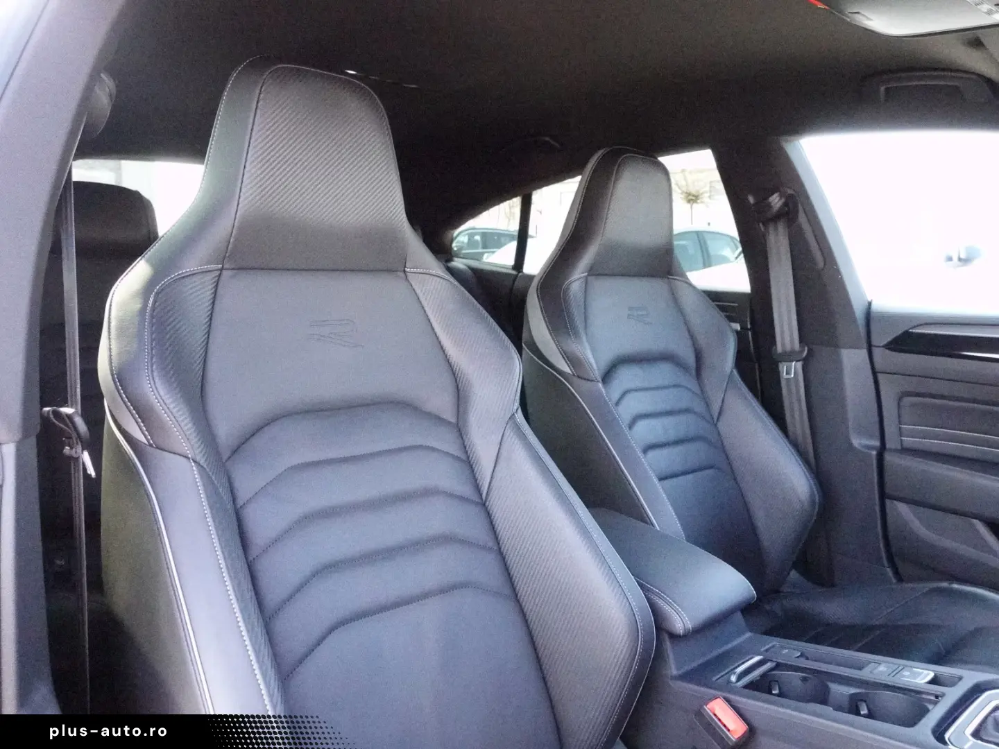 Volkswagen Arteon 2 0 TDI 4M DSG Harman Kardon 2x R-Line