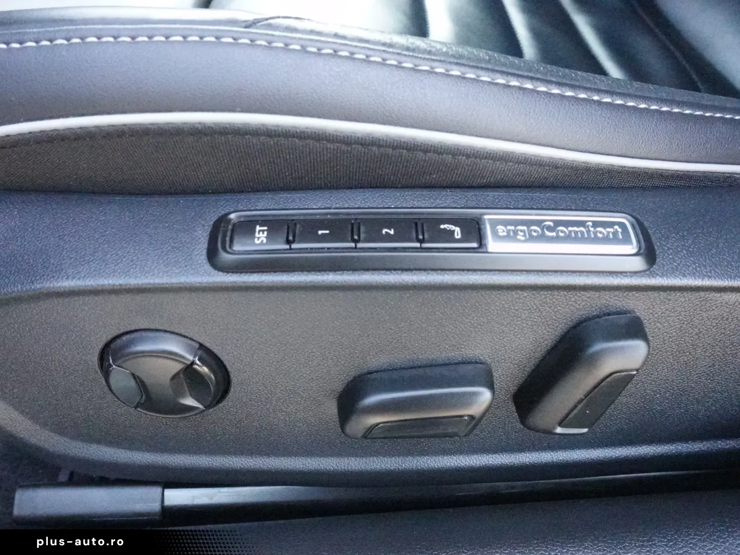 Volkswagen Arteon 2 0 TDI 4M DSG Harman Kardon 2x R-Line