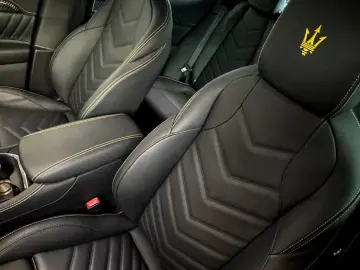 Maserati Grecale Modena HeadUp Leather Pano Camera Air ACC