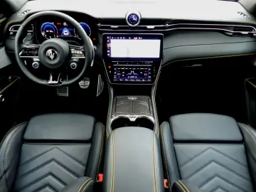 Maserati Grecale Modena HeadUp Leather Pano Camera Air ACC