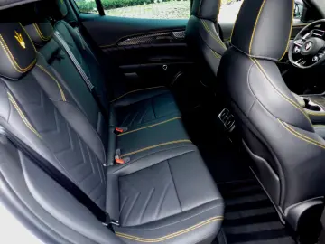 Maserati Grecale Modena HeadUp Leather Pano Camera Air ACC