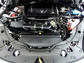 Maserati Grecale Modena HeadUp Leather Pano Camera Air ACC