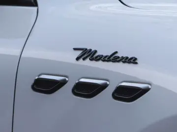 Maserati Grecale Modena HeadUp Leather Pano Camera Air ACC