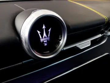 Maserati Grecale Modena HeadUp Leather Pano Camera Air ACC