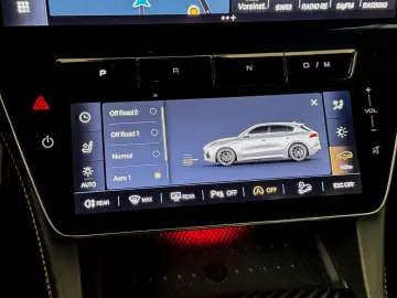 Maserati Grecale Modena HeadUp Leather Pano Camera Air ACC