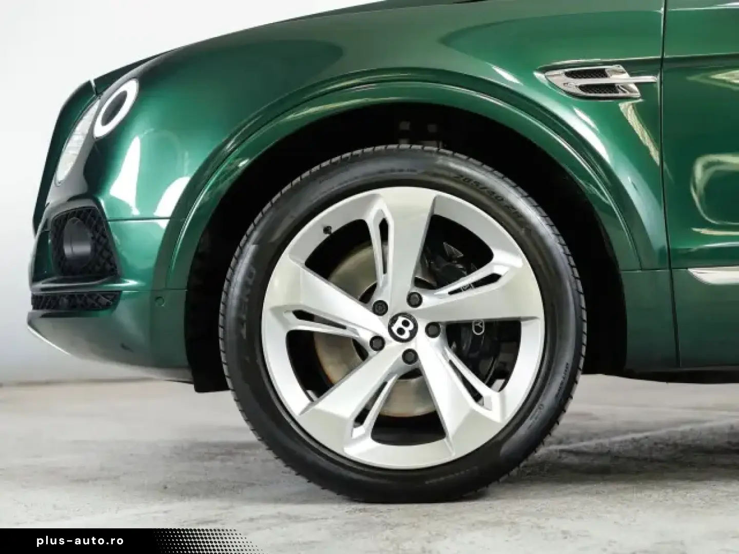 Bentley Bentayga V8 Diesel Burnt Oak Verdant