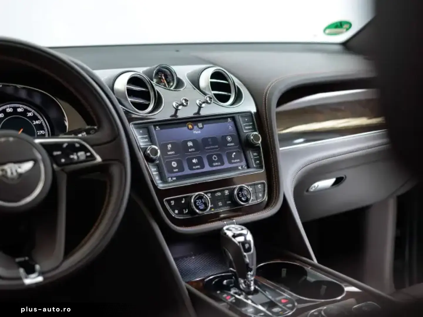 Bentley Bentayga V8 Diesel Burnt Oak Verdant