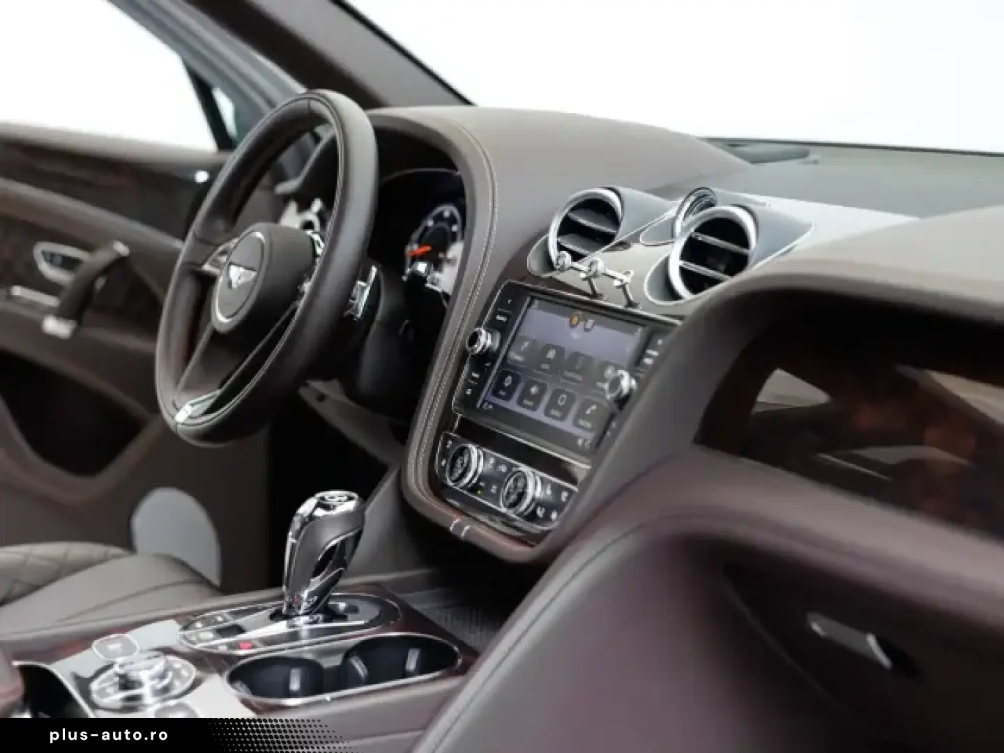 Bentley Bentayga V8 Diesel Burnt Oak Verdant