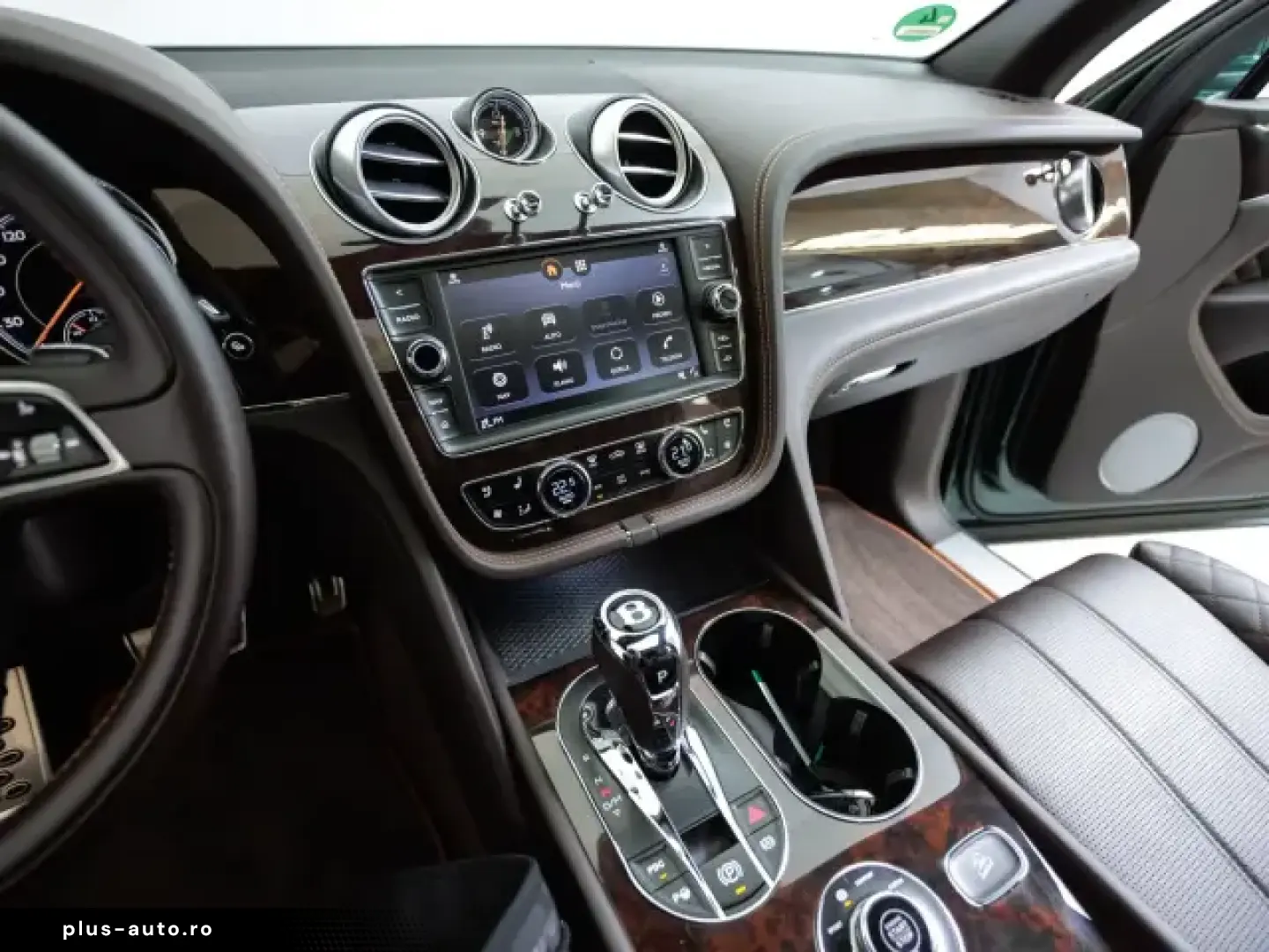 Bentley Bentayga V8 Diesel Burnt Oak Verdant