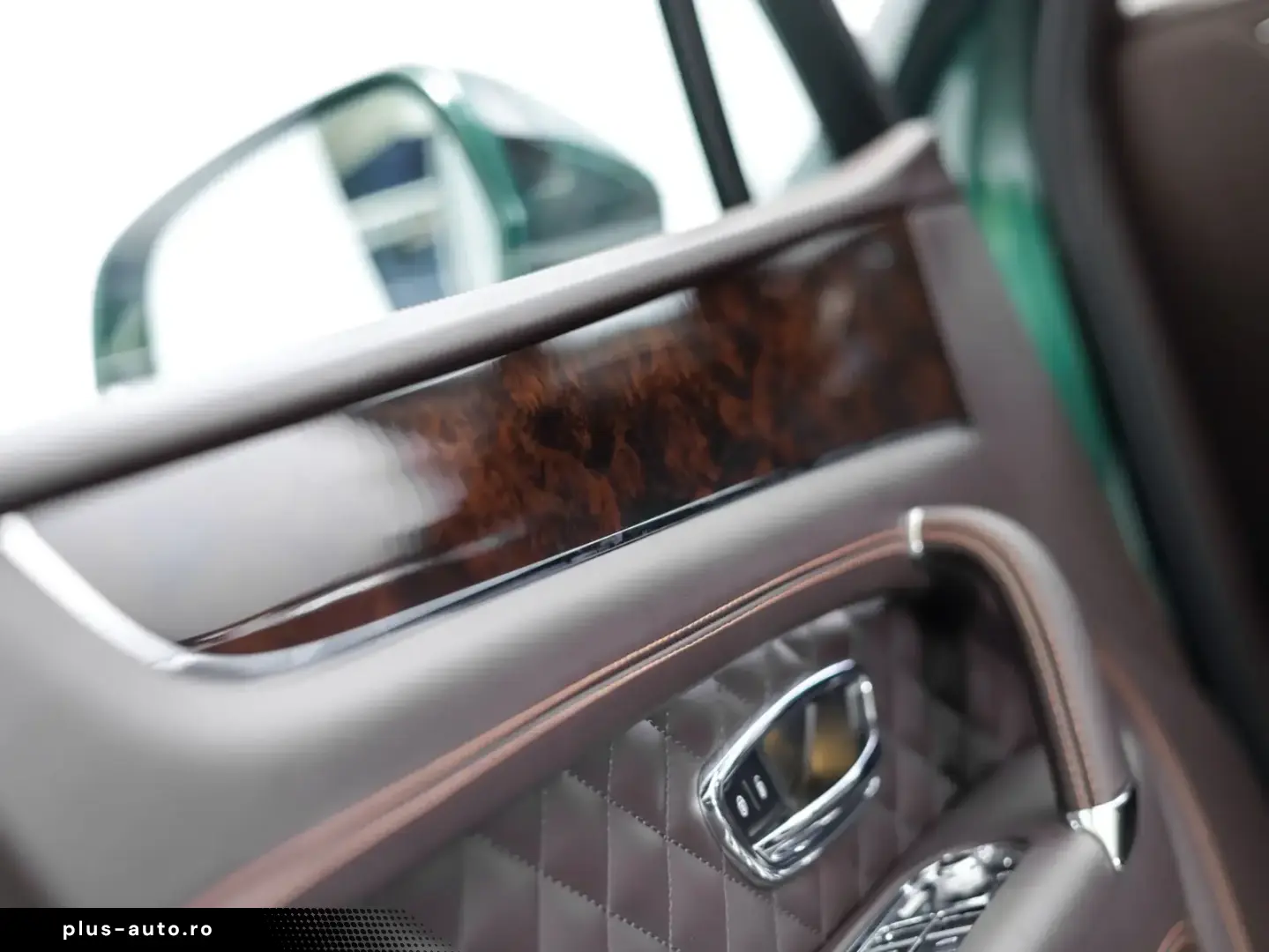 Bentley Bentayga V8 Diesel Burnt Oak Verdant